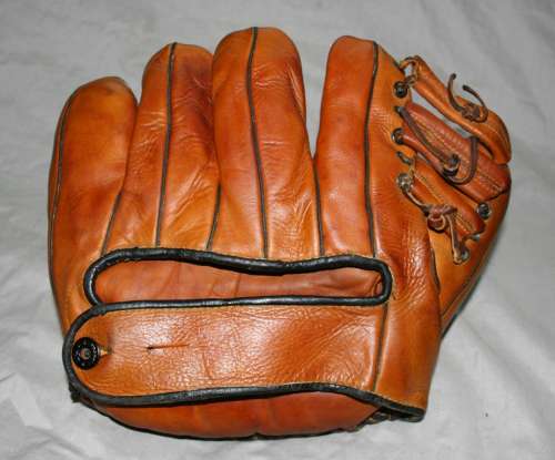 Joe DiMaggio OK JDG Back